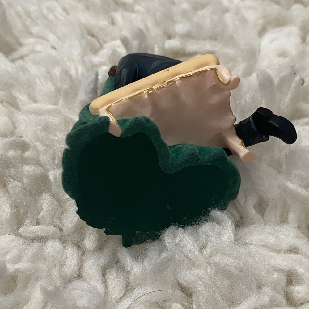 Vintage hallmark gone with the wind 2004 Scarlett o’Hara & Rhett Xmas ornament - Picture 6 of 16